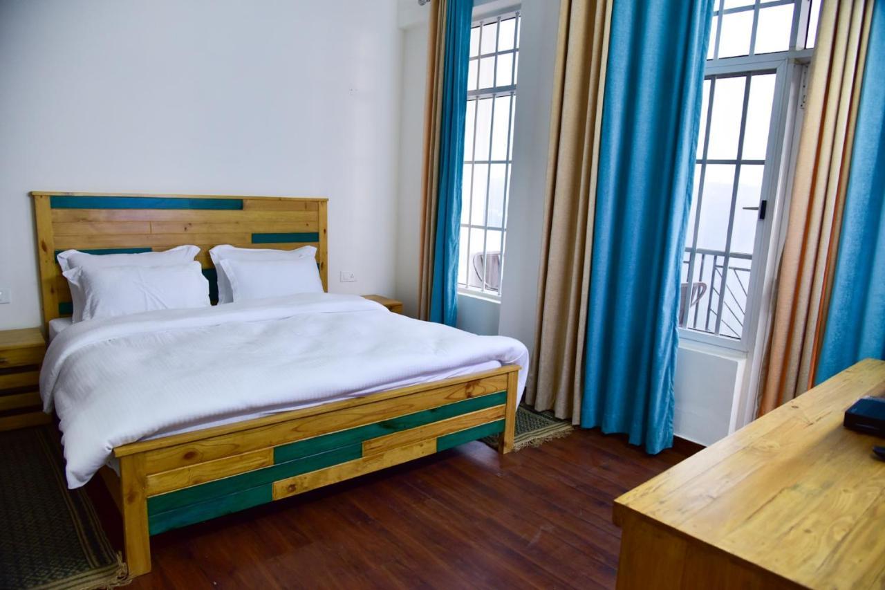 Spangle Heights Shimla, Suites And Residences ภายนอก รูปภาพ