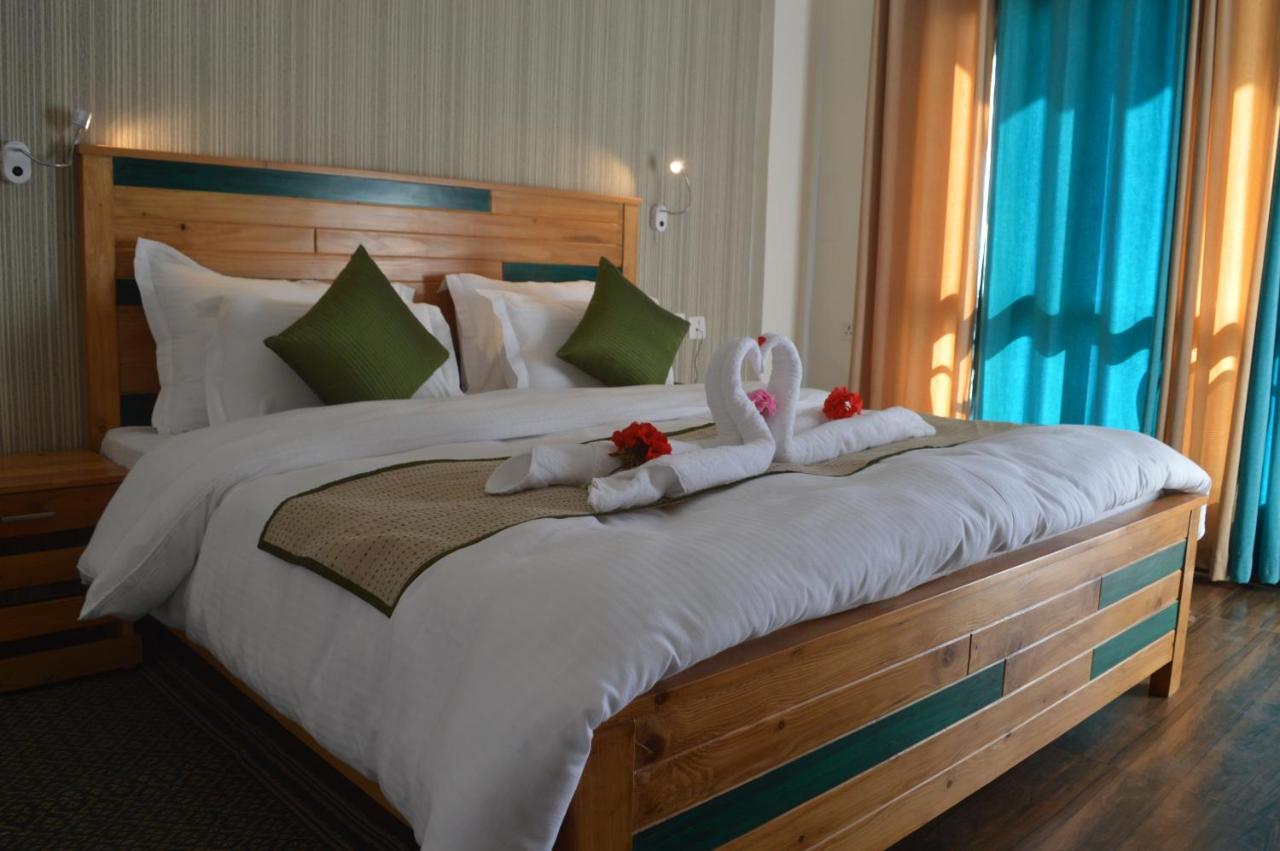 Spangle Heights Shimla, Suites And Residences ภายนอก รูปภาพ