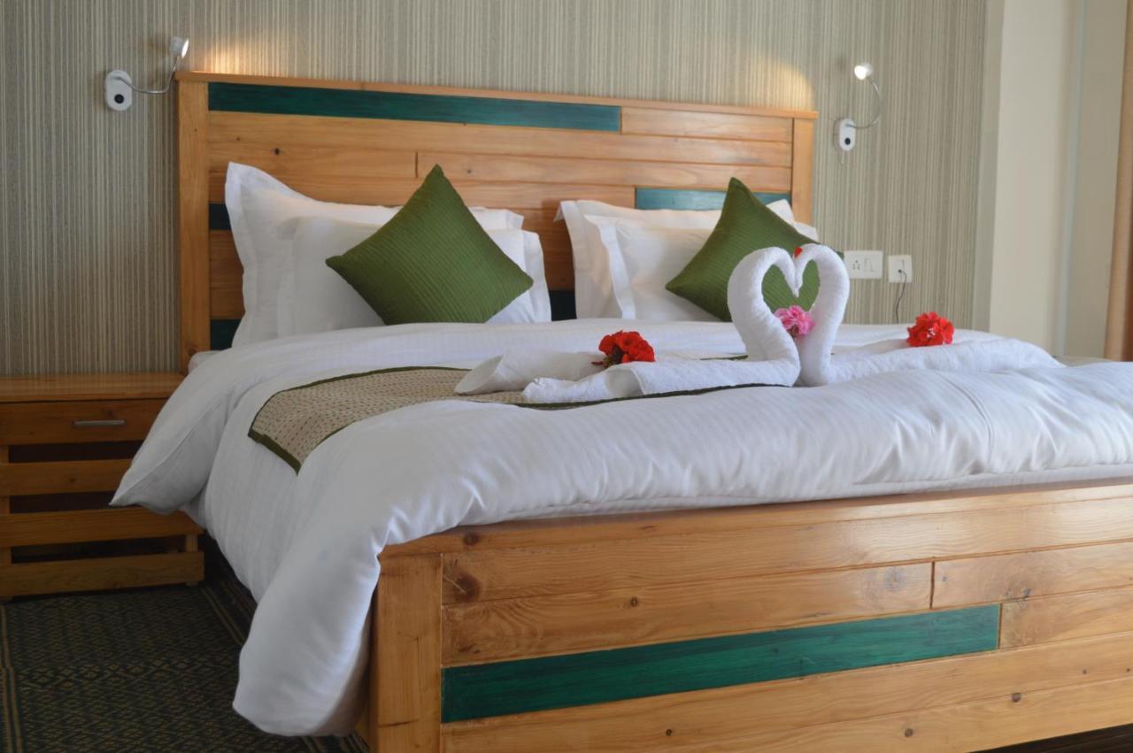 Spangle Heights Shimla, Suites And Residences ภายนอก รูปภาพ