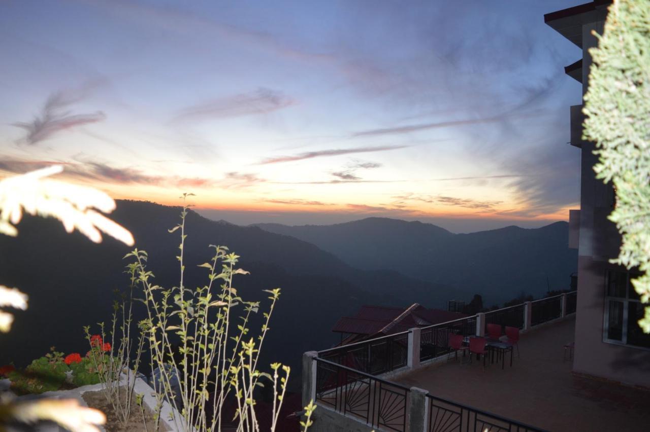 Spangle Heights Shimla, Suites And Residences ภายนอก รูปภาพ